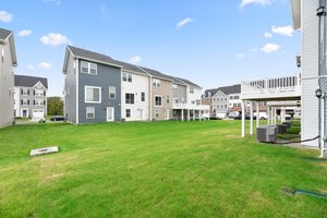 40. Back exterior.jpg