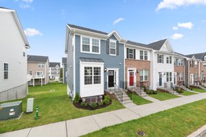 02. Front exterior.jpg