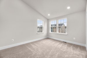 18. Upper bedroom.jpg