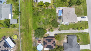  Photo 0