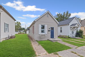  Photo 0