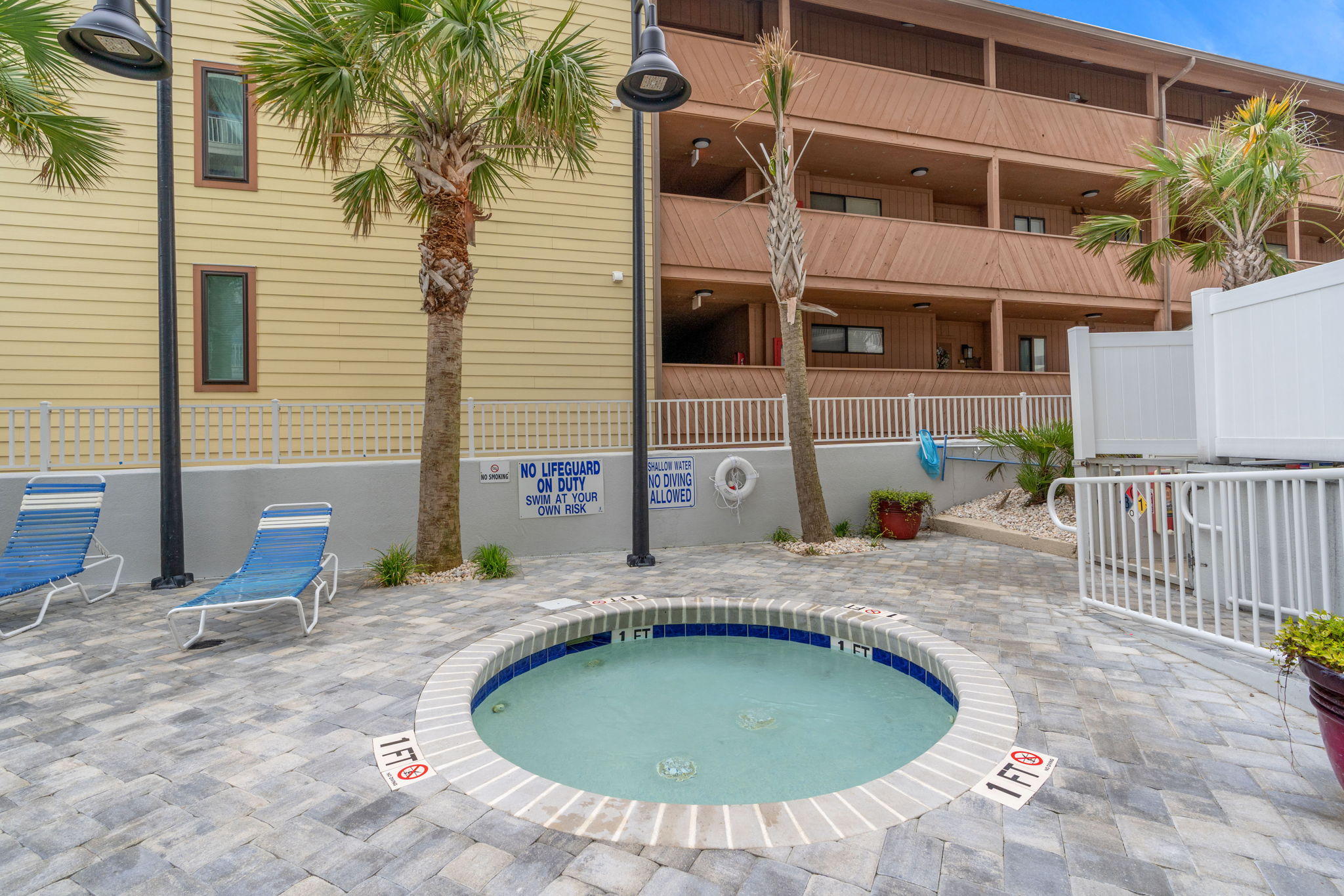Amenities (12)