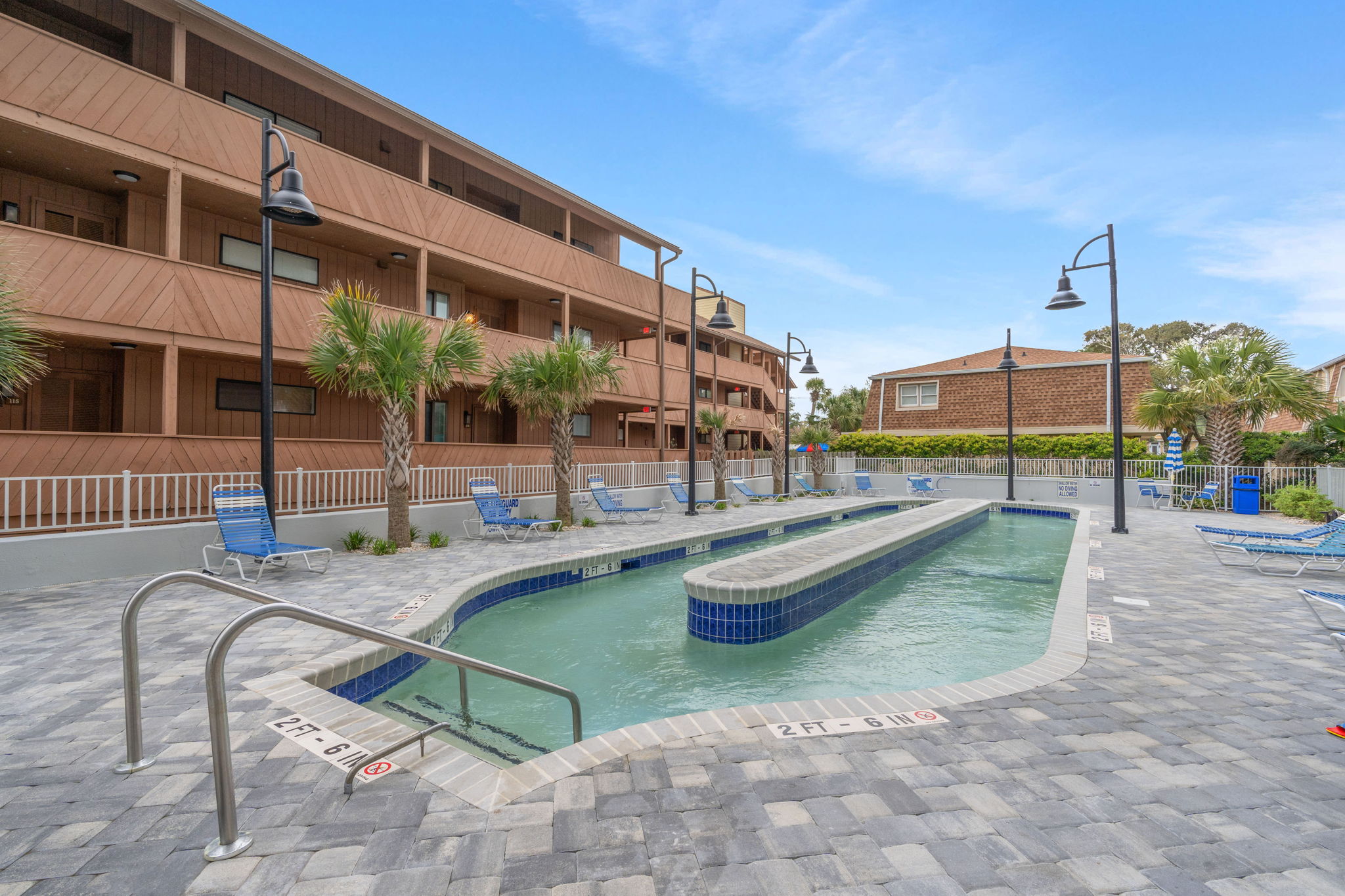 Amenities (13)