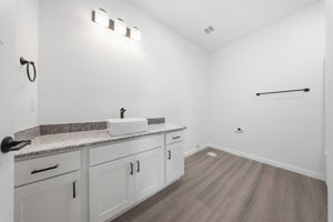 1 - bathroom 1