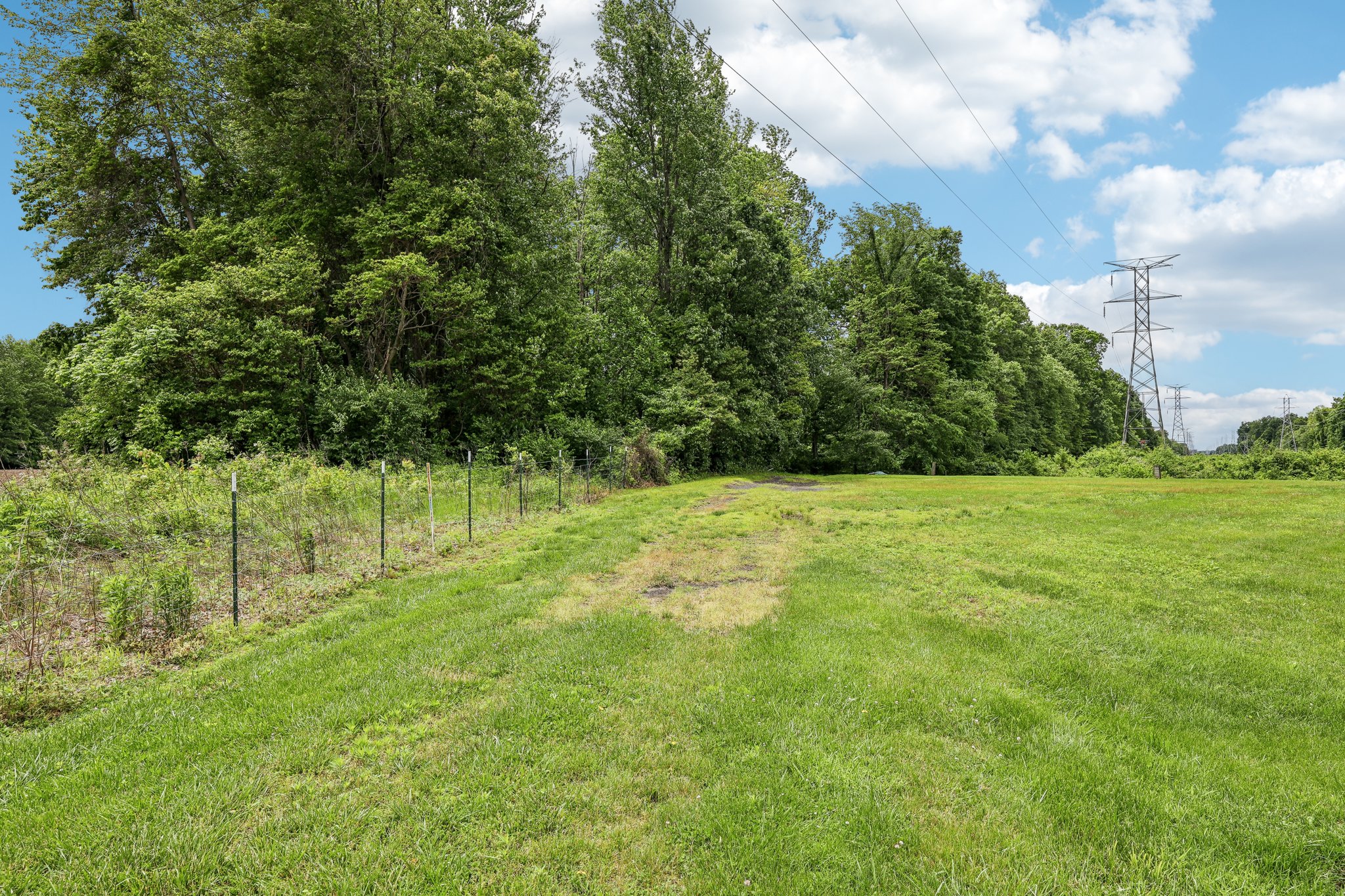 George Clem Rd-2305-002.jpg