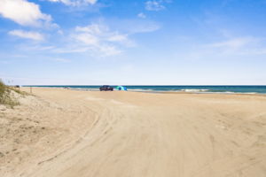 Lewis Street Beach Access
