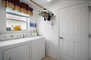  Photo 31