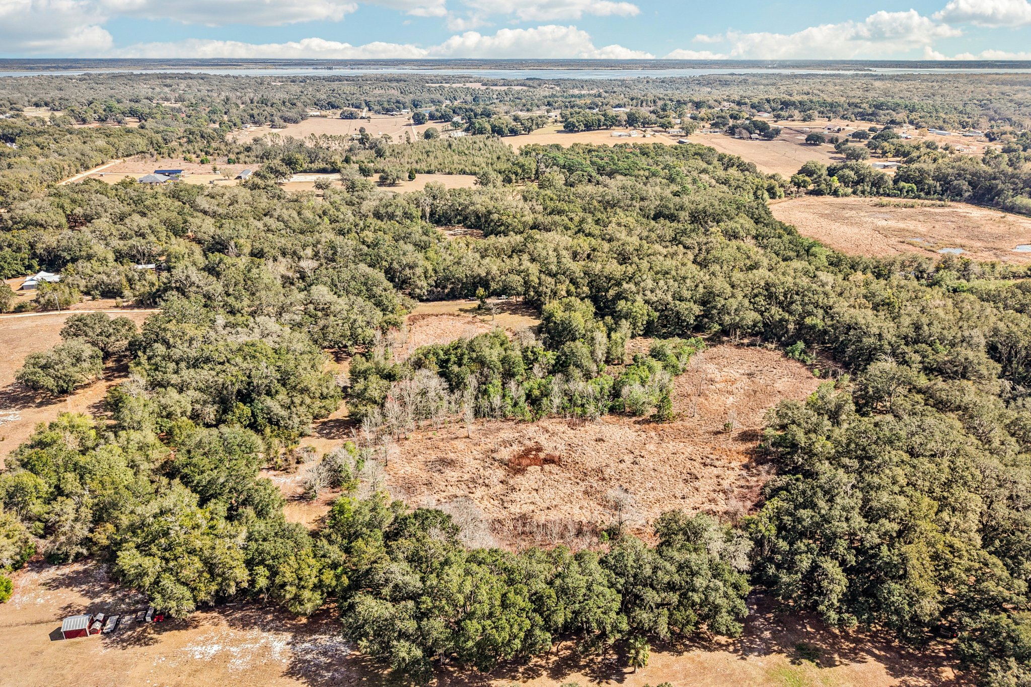 Harris Lake Rd-S2901-003.jpg