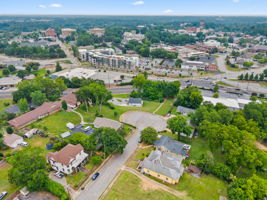  Photo 40