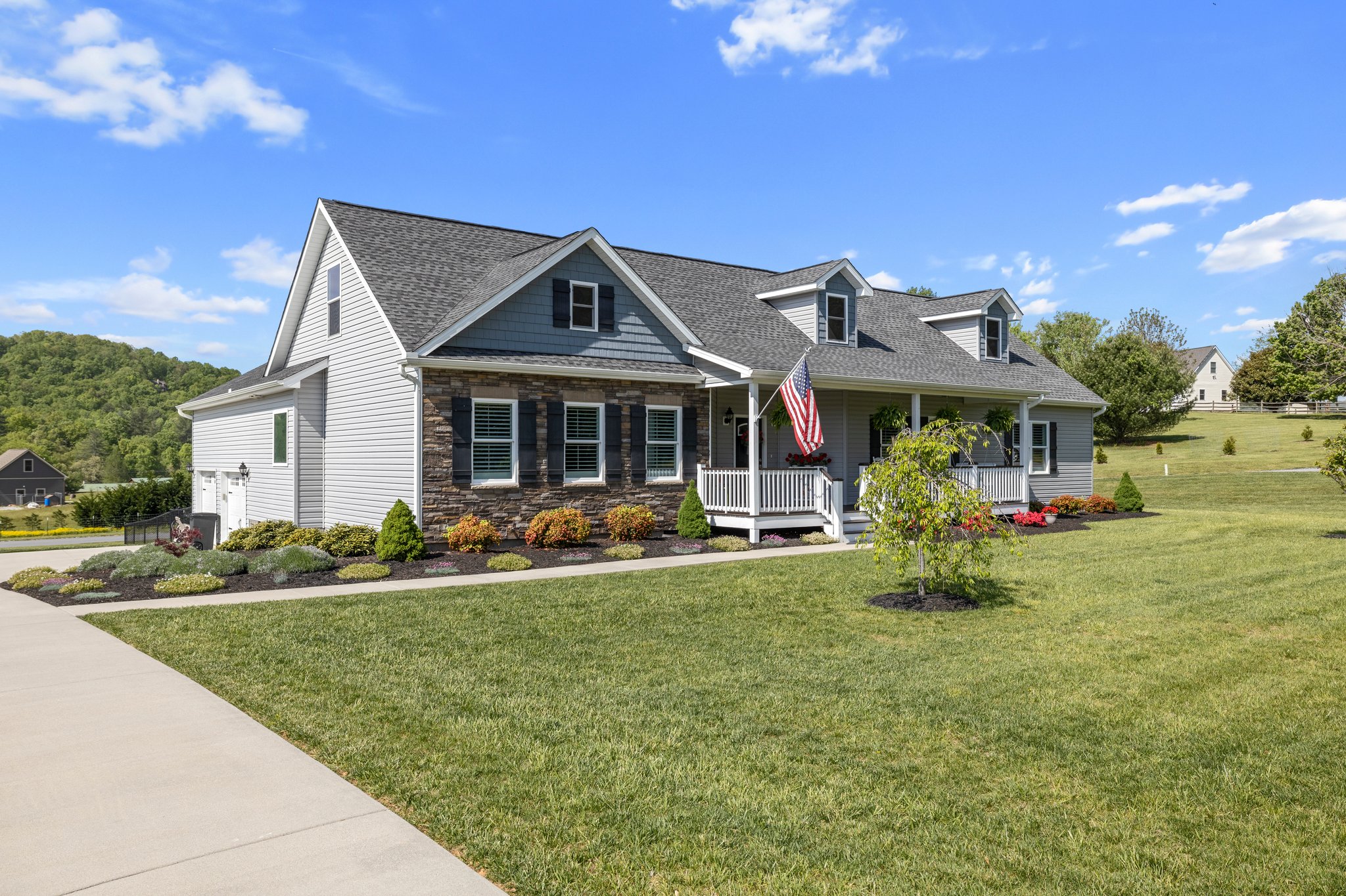 219 Addison Wy, Horse Shoe, NC 28742 WNCRealEstatePhotography