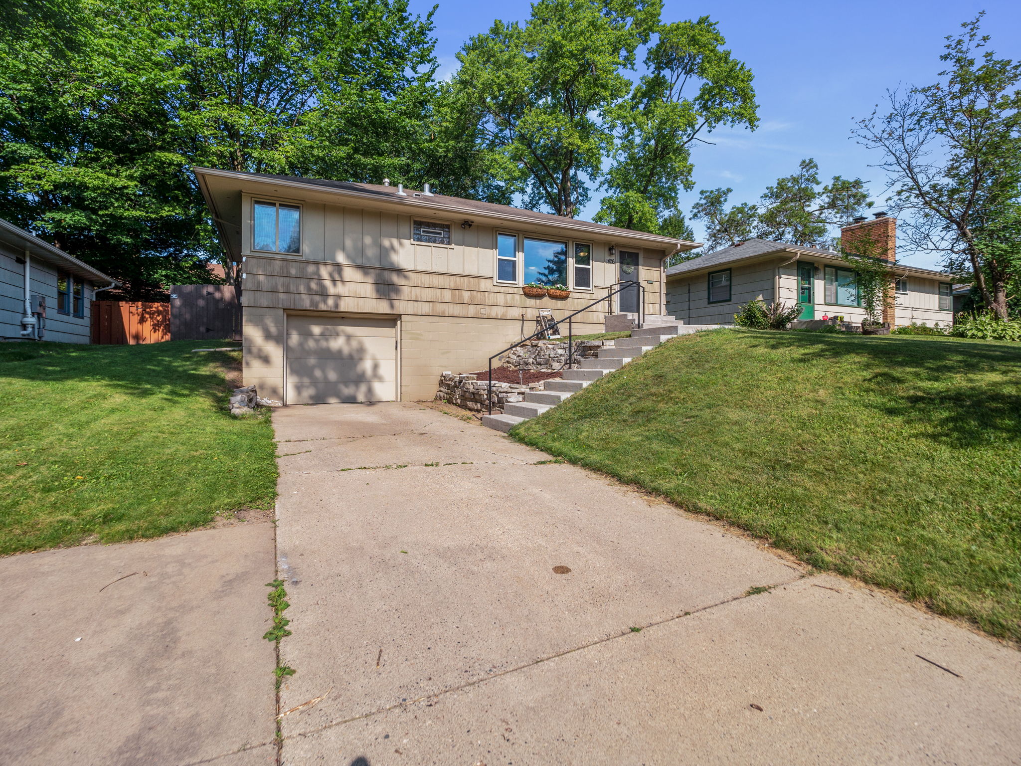  Independence Ave S, St. Louis Park, MN 55426, US Photo 2