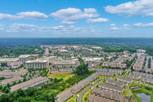 Walk to Waverly or Rea Farms for groceries, fitness, restaurants, entertainment and more!