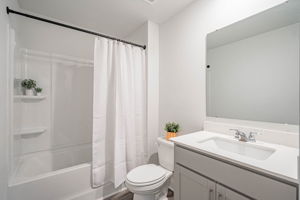  Photo 47