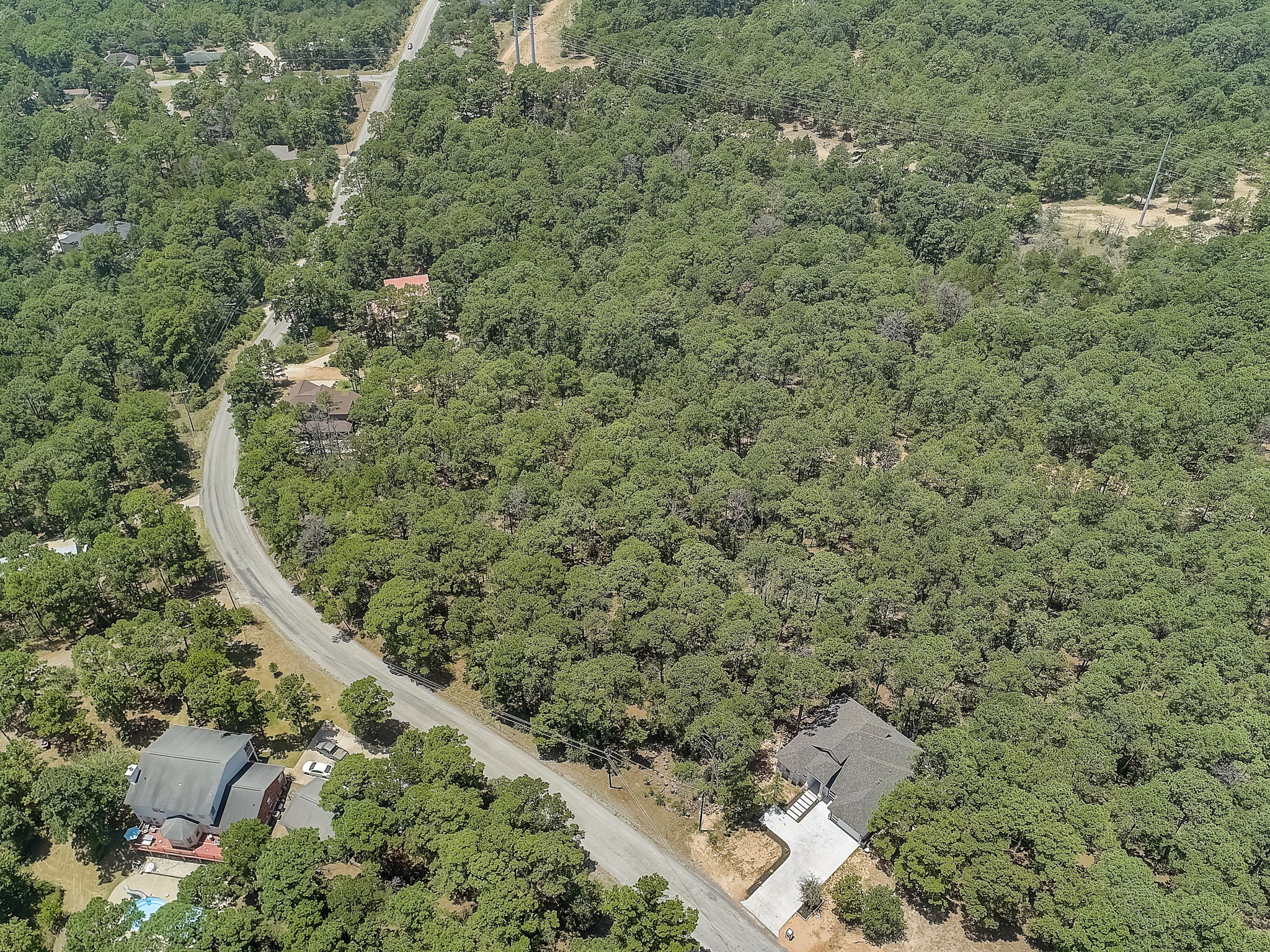 Briar Forest Dr-015