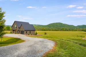 Neighborhood home style & Mountain View