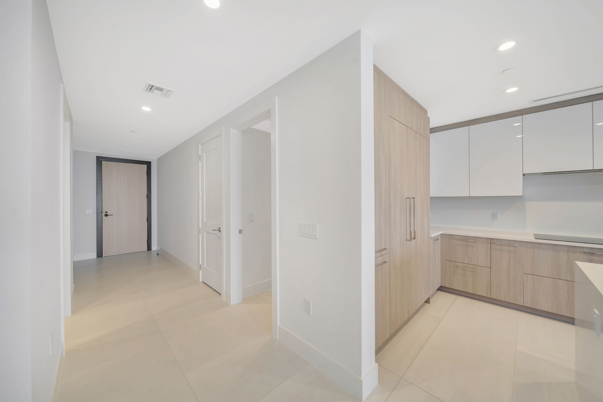 2750 NE 57th St, Fort Lauderdale, FL 33308, USA Photo 2