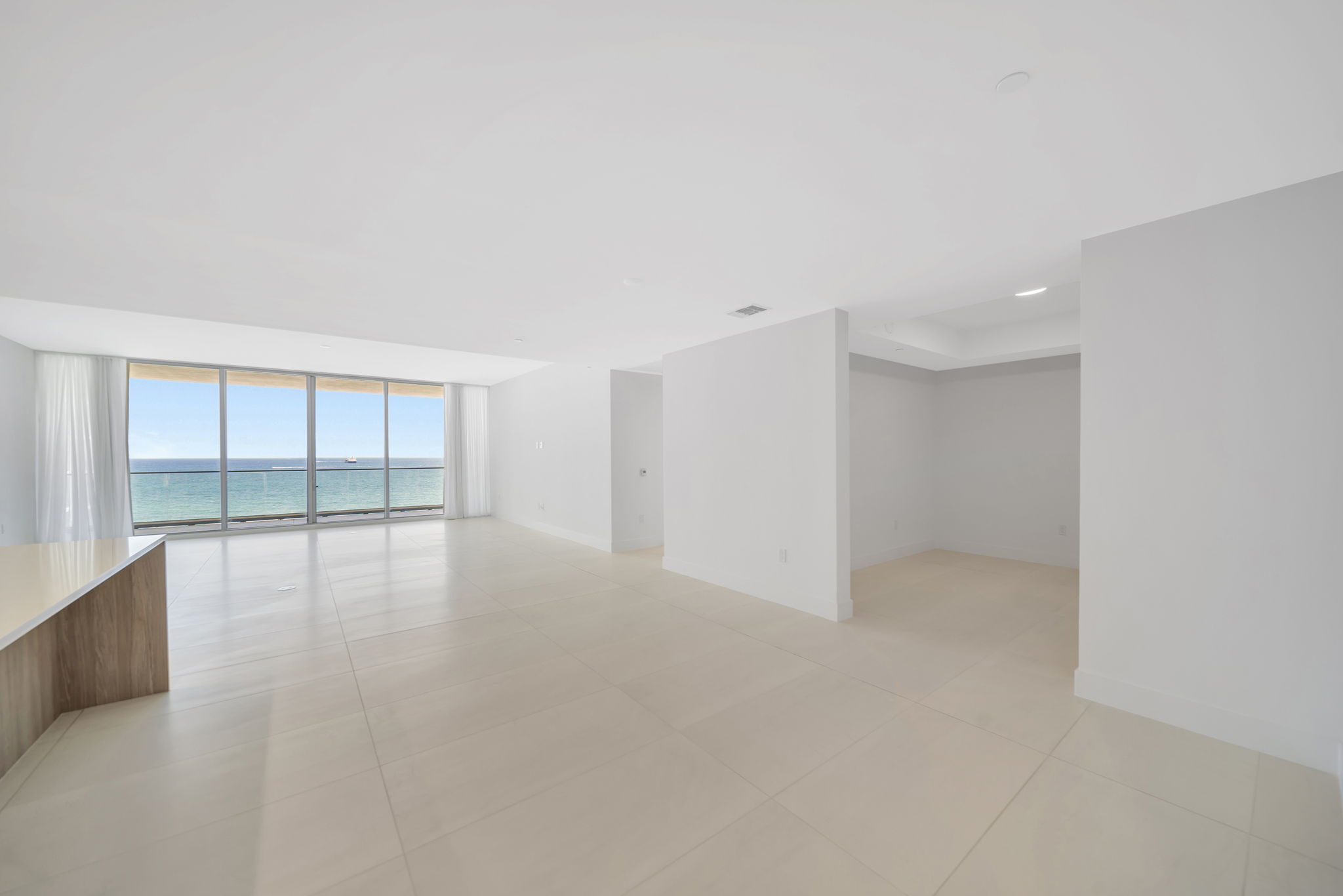 2750 NE 57th St, Fort Lauderdale, FL 33308, USA Photo 6