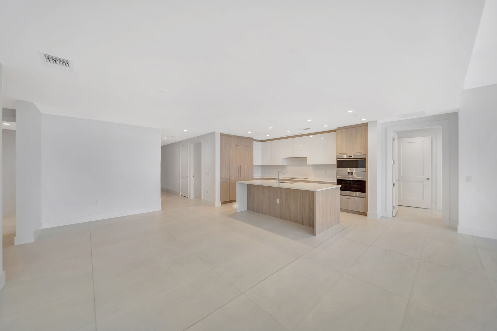 2750 NE 57th St, Fort Lauderdale, FL 33308, USA Photo 15