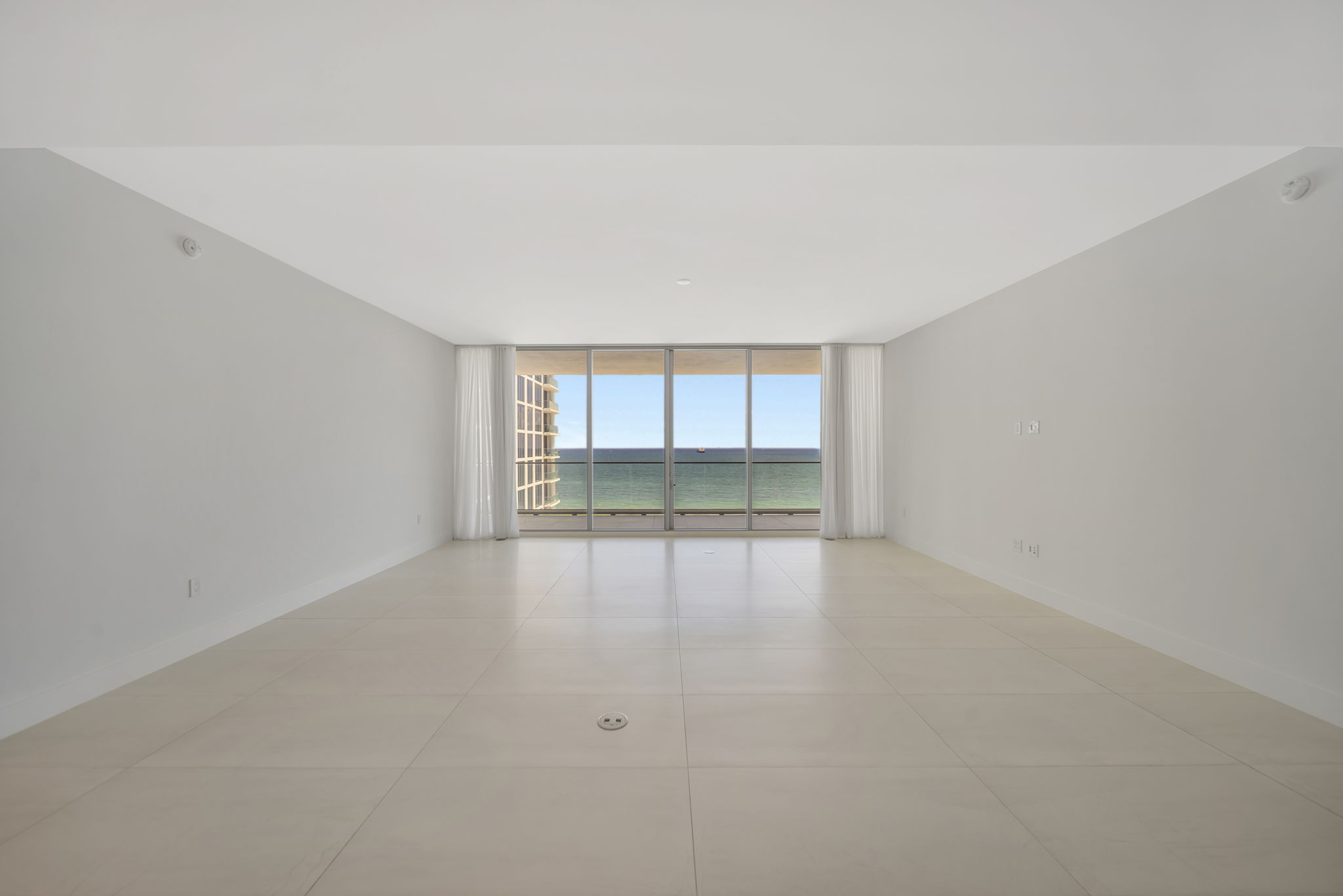 2750 NE 57th St, Fort Lauderdale, FL 33308, USA Photo 25