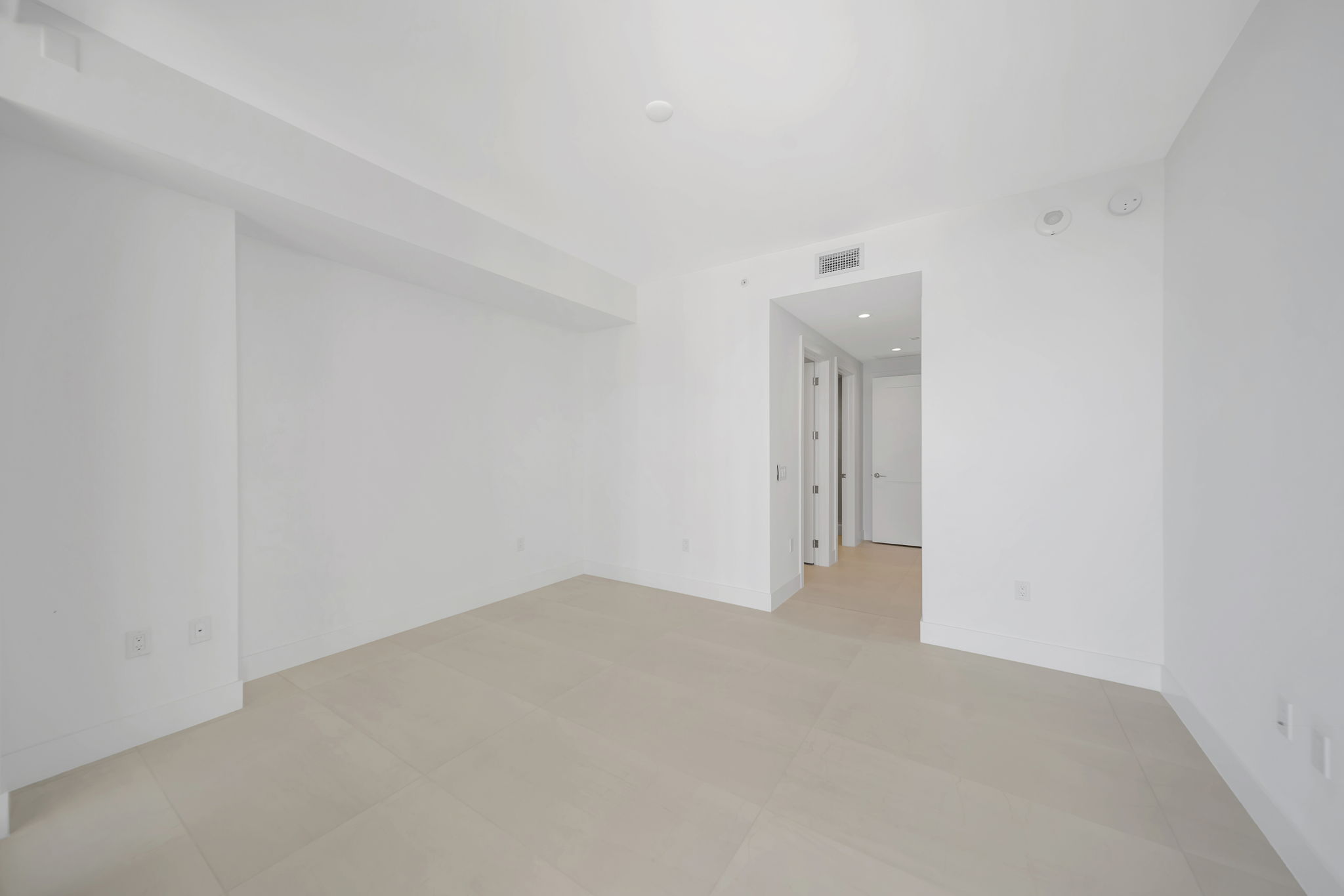 2750 NE 57th St, Fort Lauderdale, FL 33308, USA Photo 55