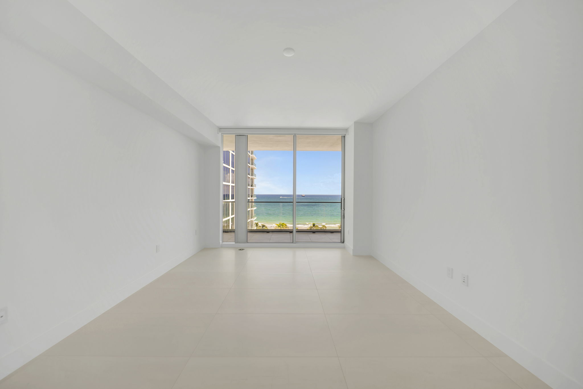 2750 NE 57th St, Fort Lauderdale, FL 33308, USA Photo 57