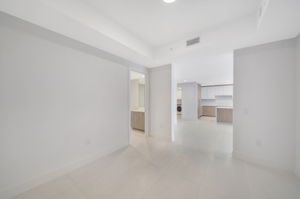 2750 NE 57th St, Fort Lauderdale, FL 33308, USA Photo 9