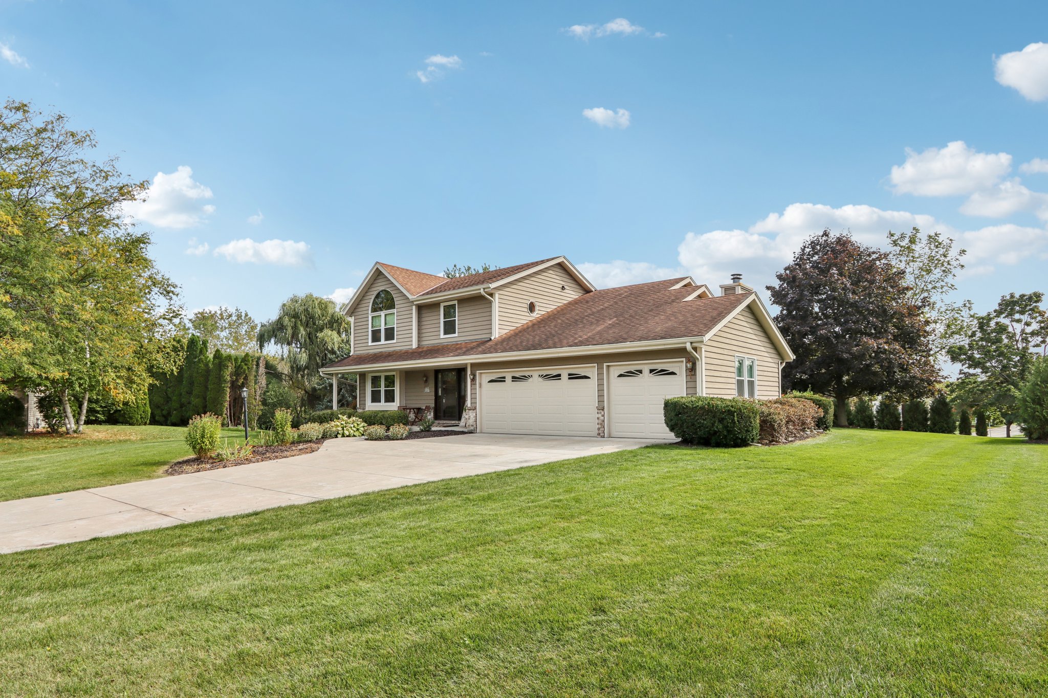 N104W14459 Heritage Hills Pkwy-S0210-004.jpg