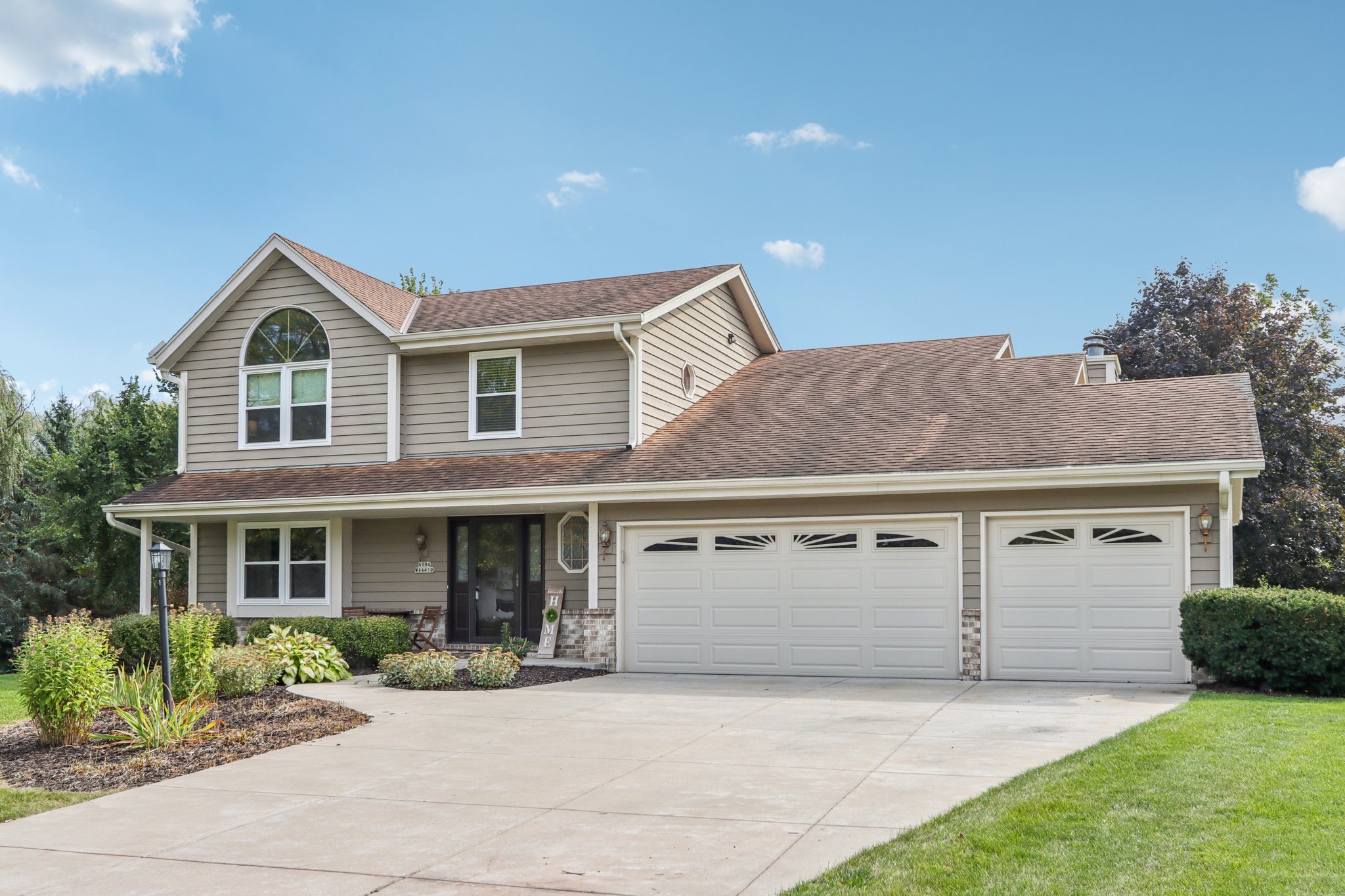 N104W14459 Heritage Hills Pkwy-S0210-005.jpg