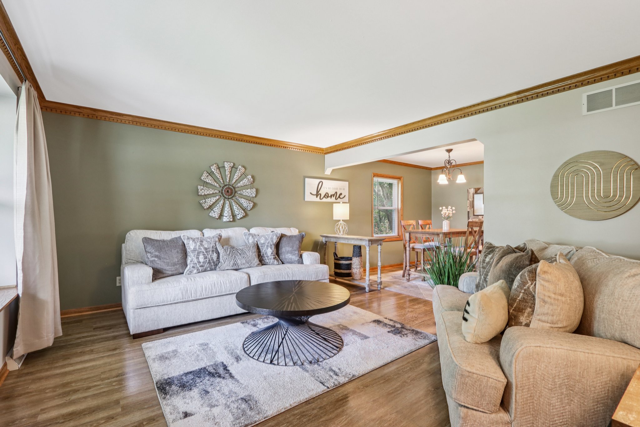N104W14459 Heritage Hills Pkwy-S0210-013.jpg