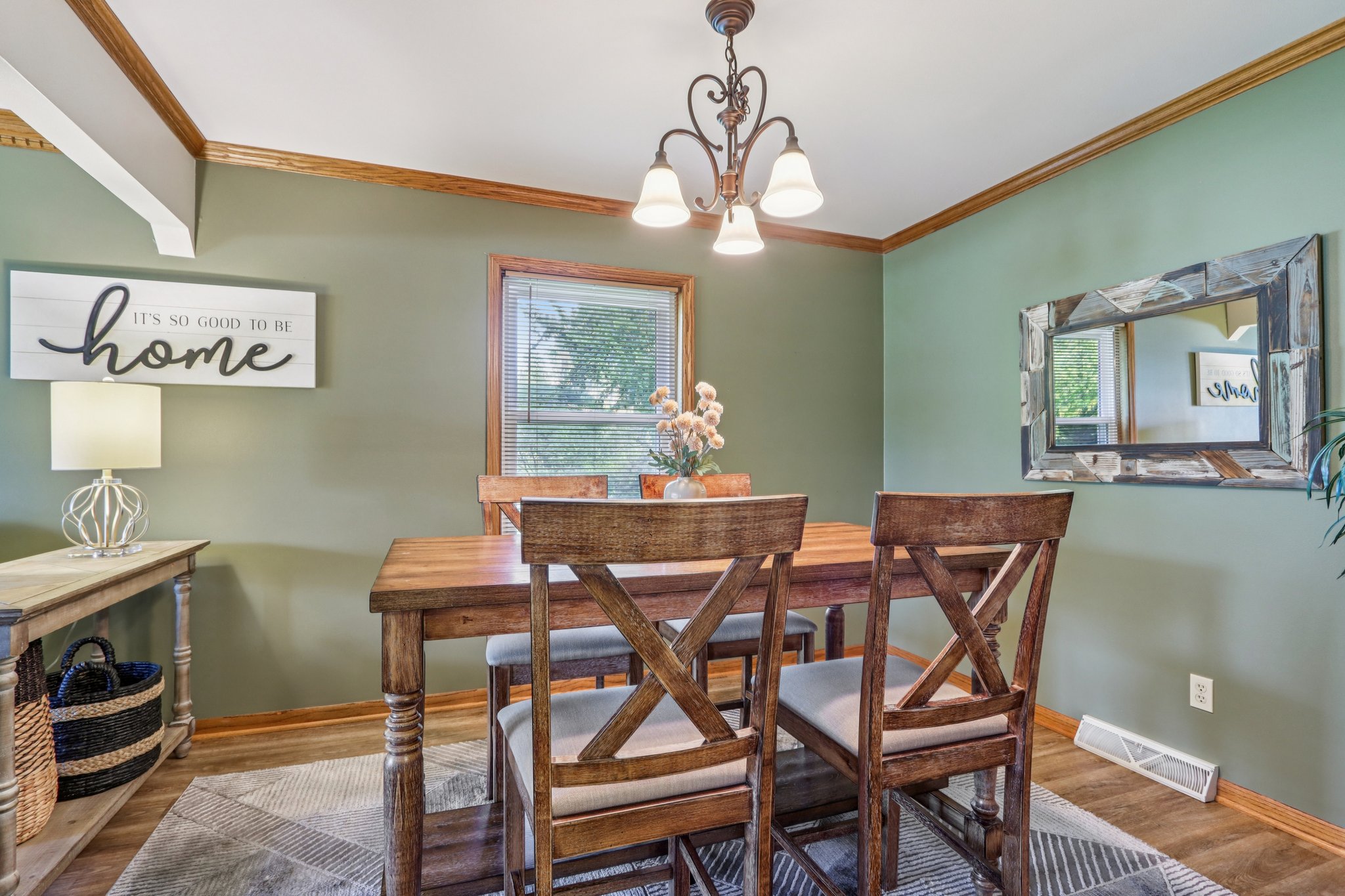 N104W14459 Heritage Hills Pkwy-S0210-022.jpg