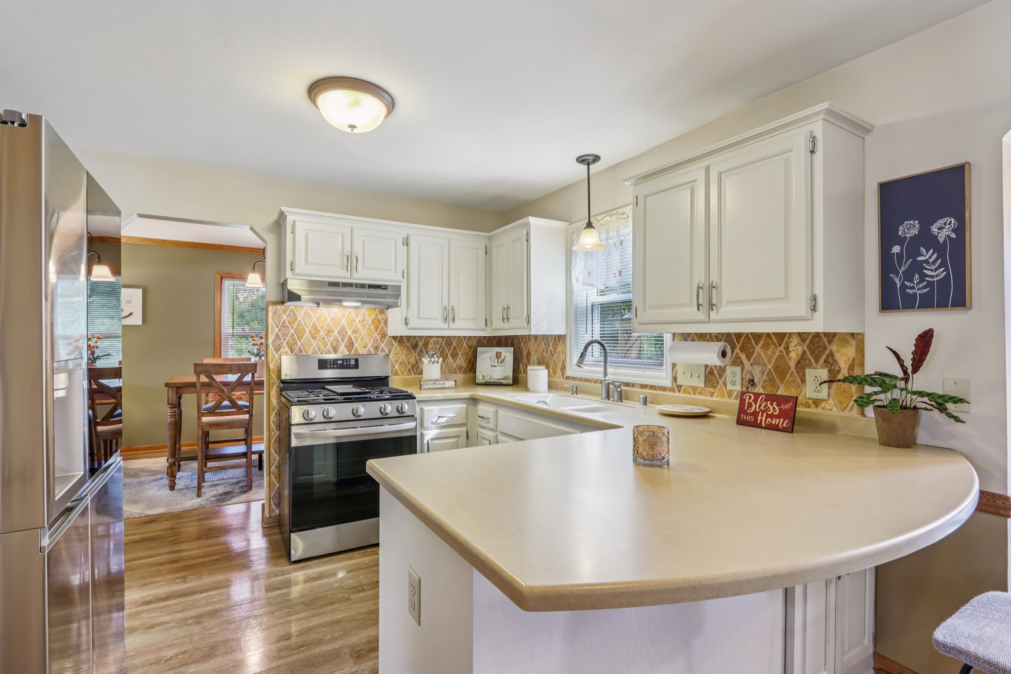 N104W14459 Heritage Hills Pkwy-S0210-025.jpg