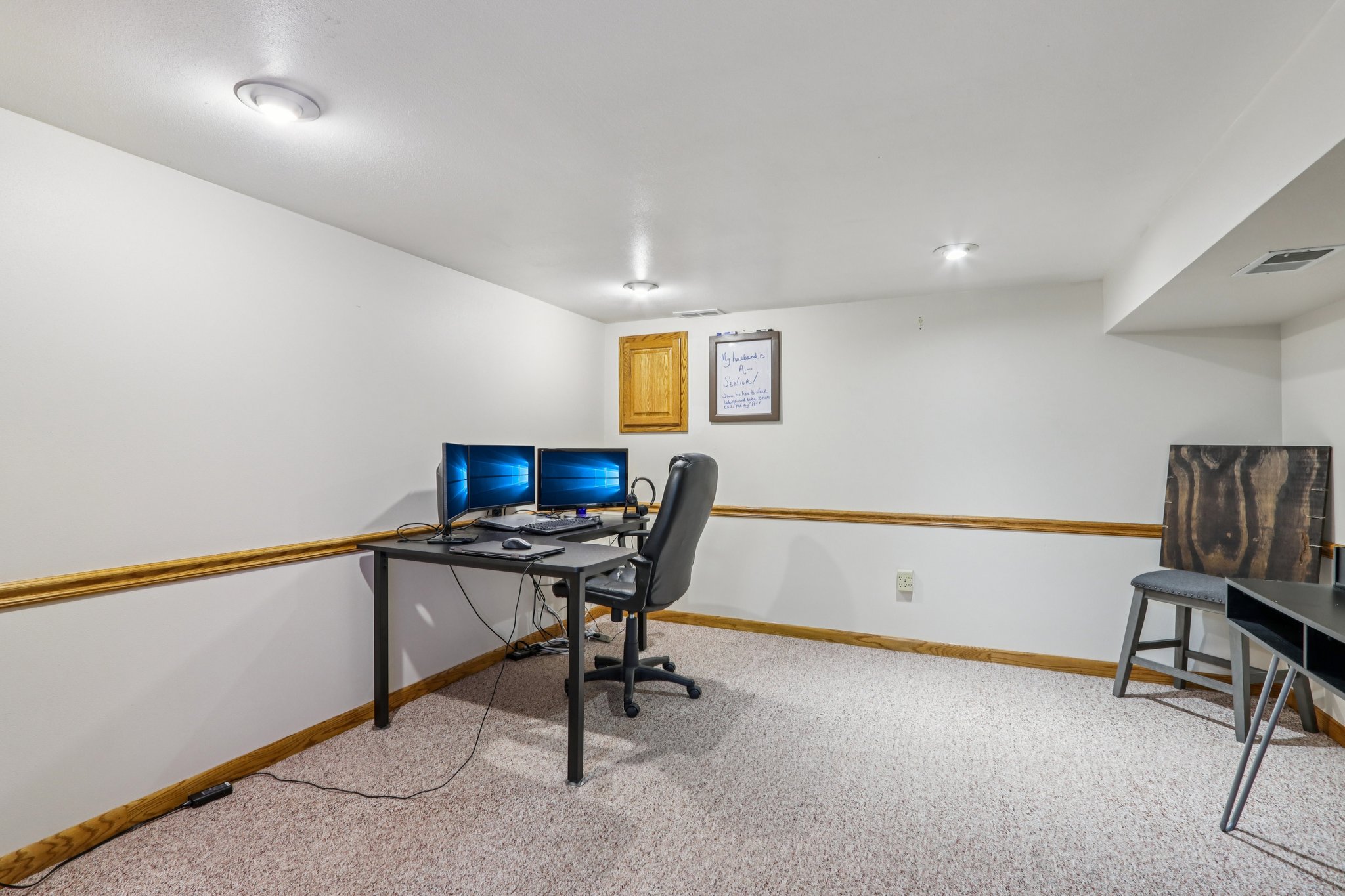 N104W14459 Heritage Hills Pkwy-S0210-036.jpg