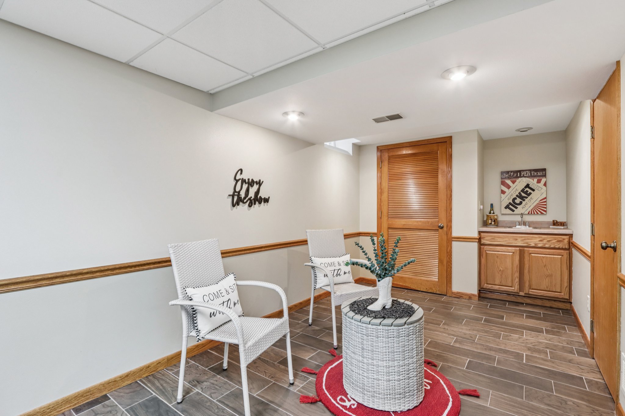 N104W14459 Heritage Hills Pkwy-S0210-041.jpg