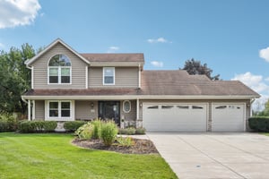 N104W14459 Heritage Hills Pkwy-S0210-001.jpg