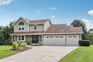 N104W14459 Heritage Hills Pkwy-S0210-012.jpg