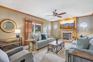 N104W14459 Heritage Hills Pkwy-S0210-016.jpg