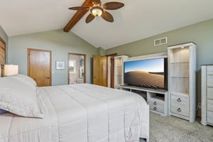 N104W14459 Heritage Hills Pkwy-S0210-049.jpg
