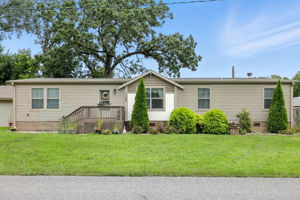  Photo 0