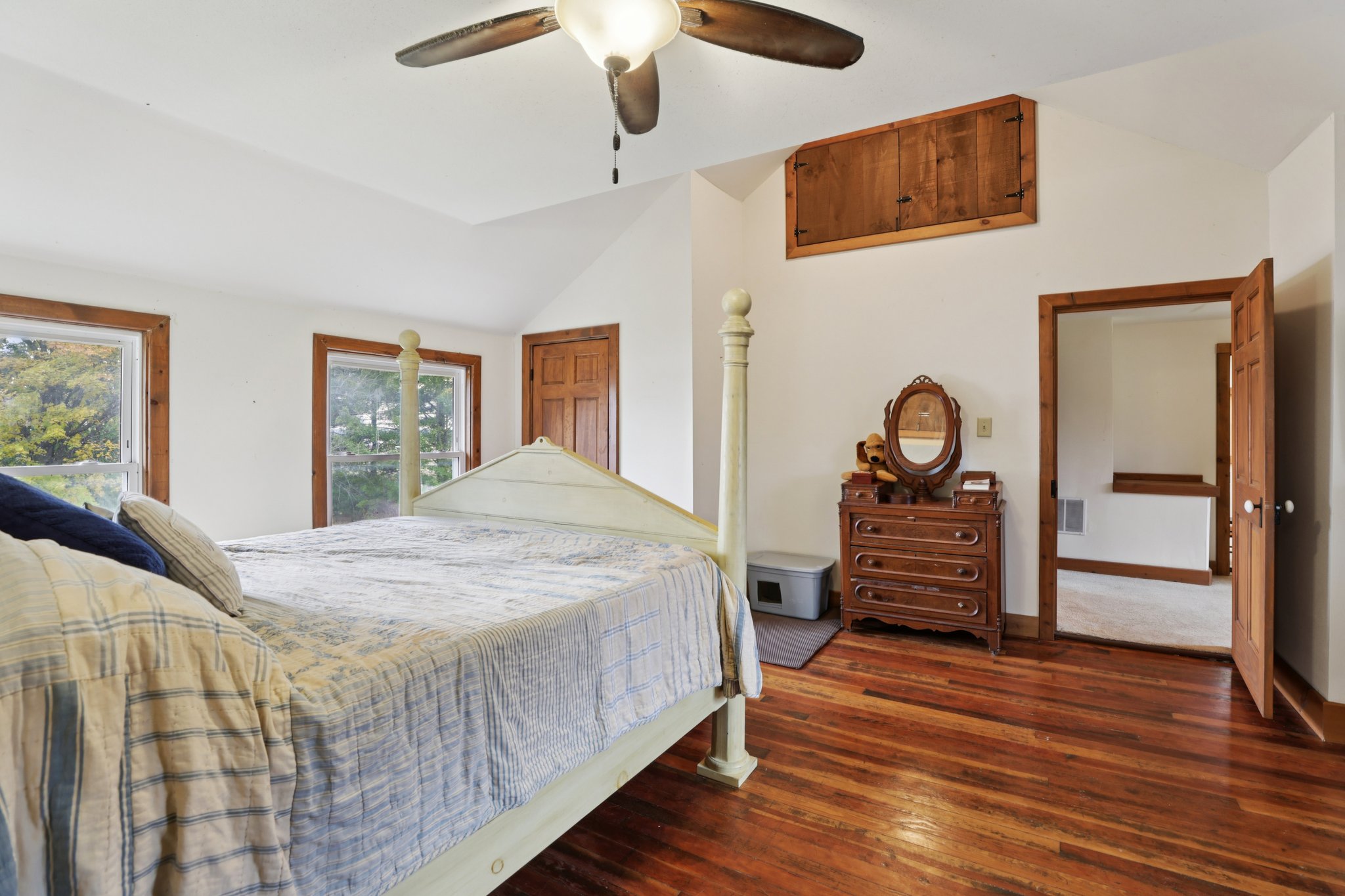 N2302 N Kohn Rd-S0111-027.jpg