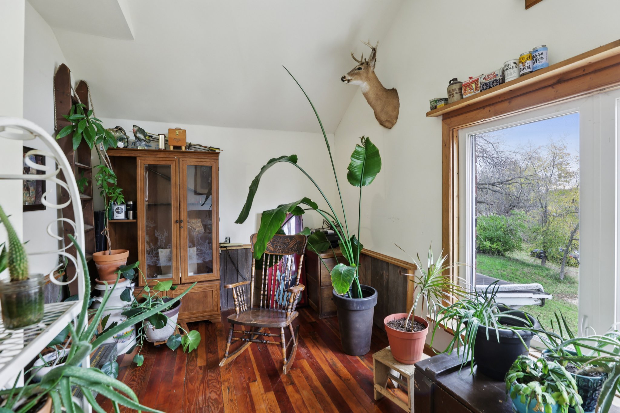 N2302 N Kohn Rd-S0111-030.jpg