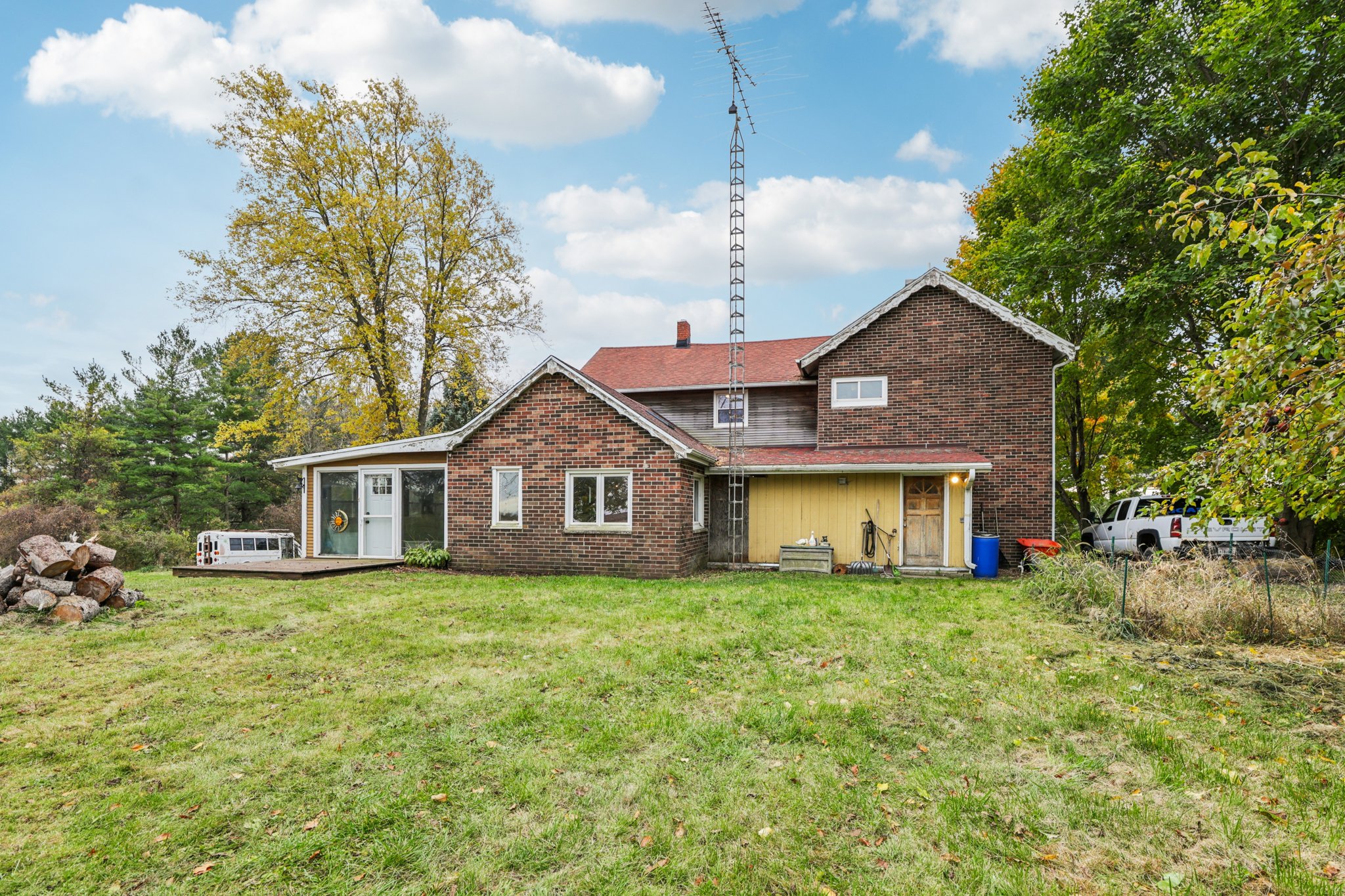 N2302 N Kohn Rd-S0111-038.jpg