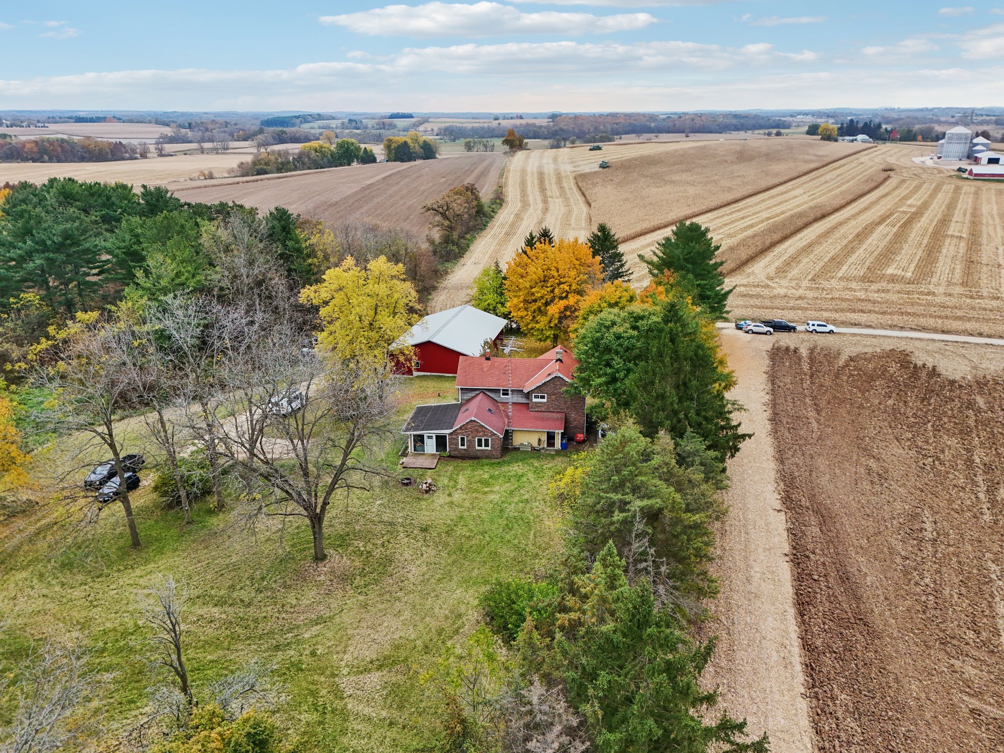 N2302 N Kohn Rd-S0111-050.jpg