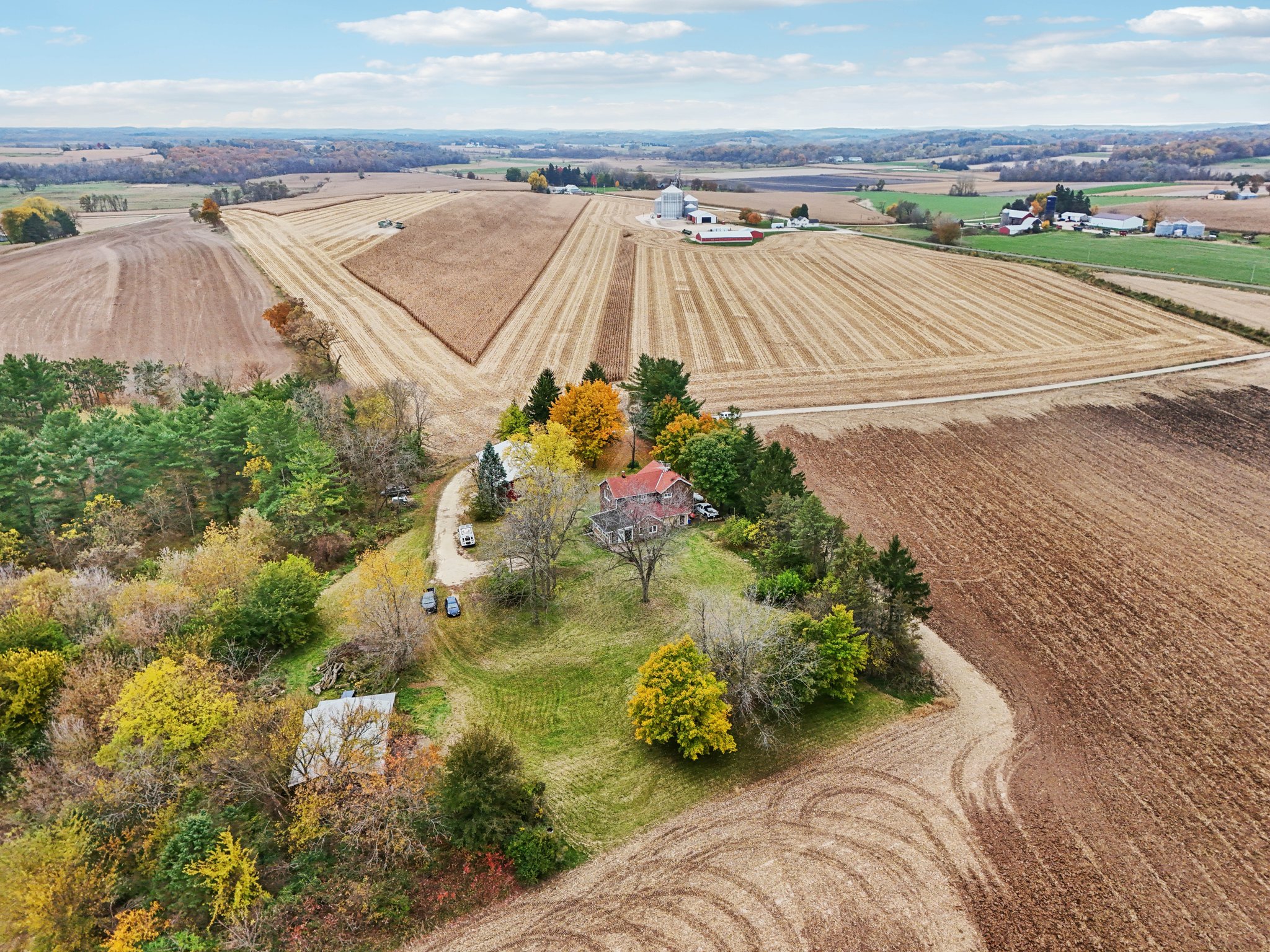 N2302 N Kohn Rd-S0111-051.jpg