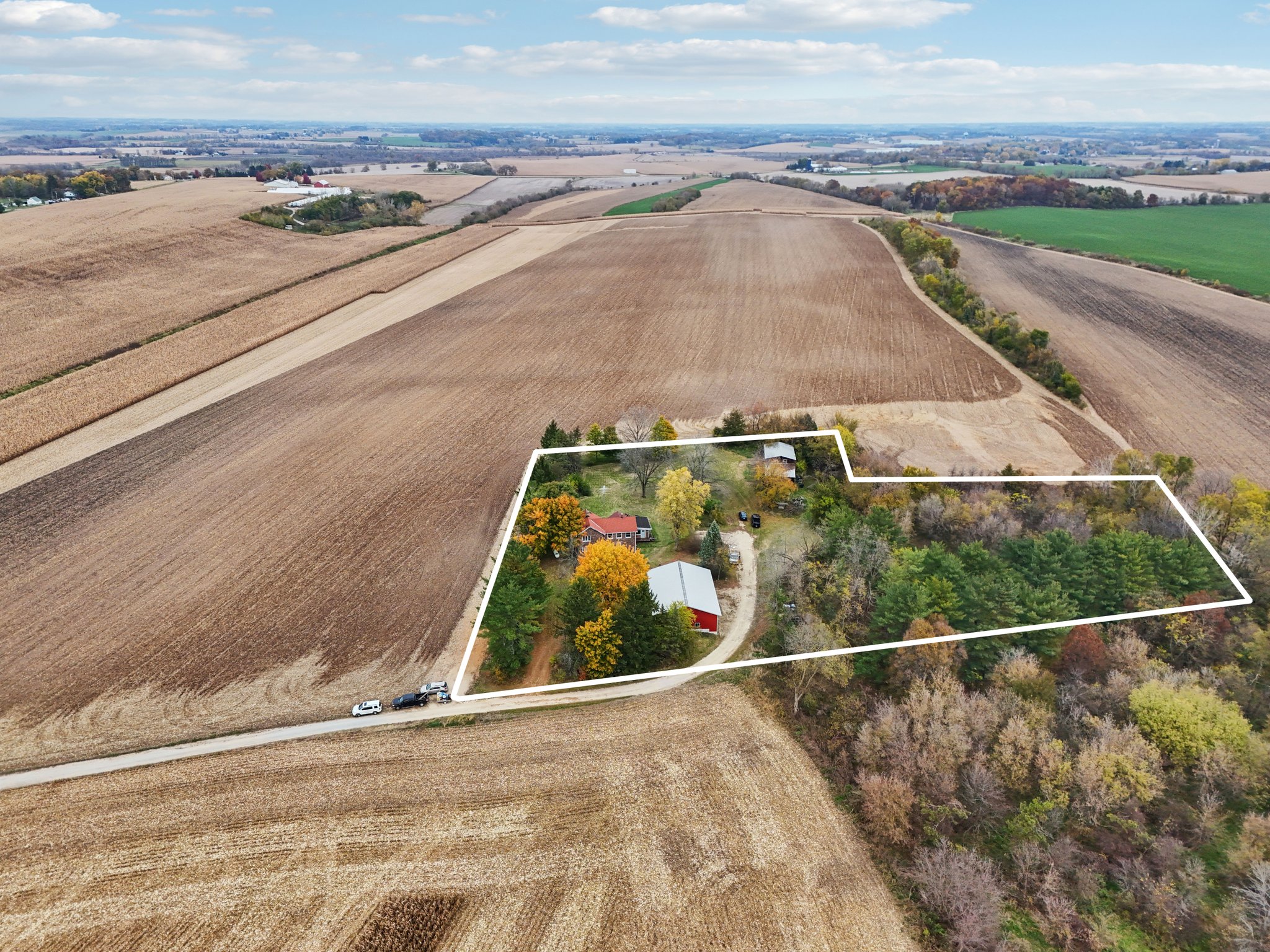 N2302 N Kohn Rd-S0111-054rr.jpg