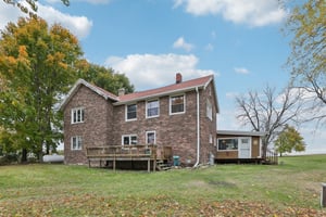 N2302 N Kohn Rd-S0111-004.jpg