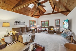 N2302 N Kohn Rd-S0111-010.jpg