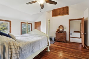 N2302 N Kohn Rd-S0111-027.jpg