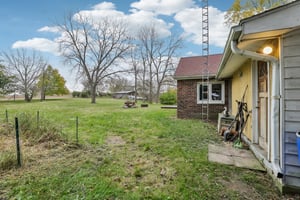 N2302 N Kohn Rd-S0111-040.jpg