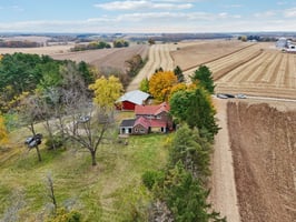 N2302 N Kohn Rd-S0111-050.jpg