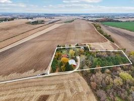 N2302 N Kohn Rd-S0111-054rr.jpg